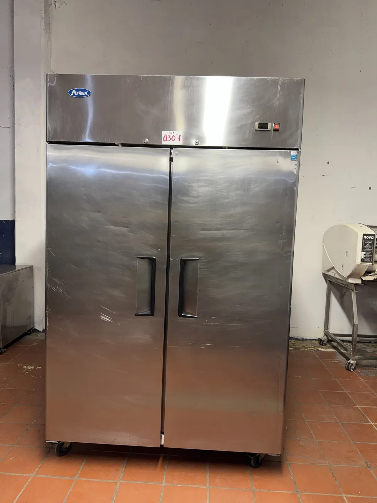 atosa-refrigerator-9ced45