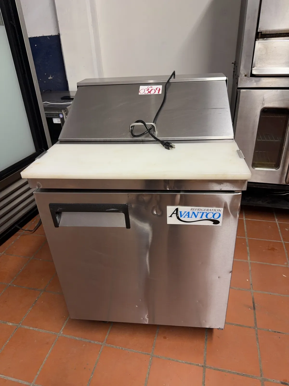 28-single-door-sandwich-prep-table-e24482