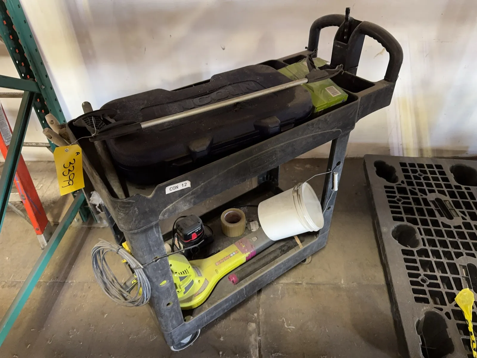 rubbermaid-cart-and-contents-ryobi-leaf-blower-battery-and-charger-and-empty-case-mrcx24ye