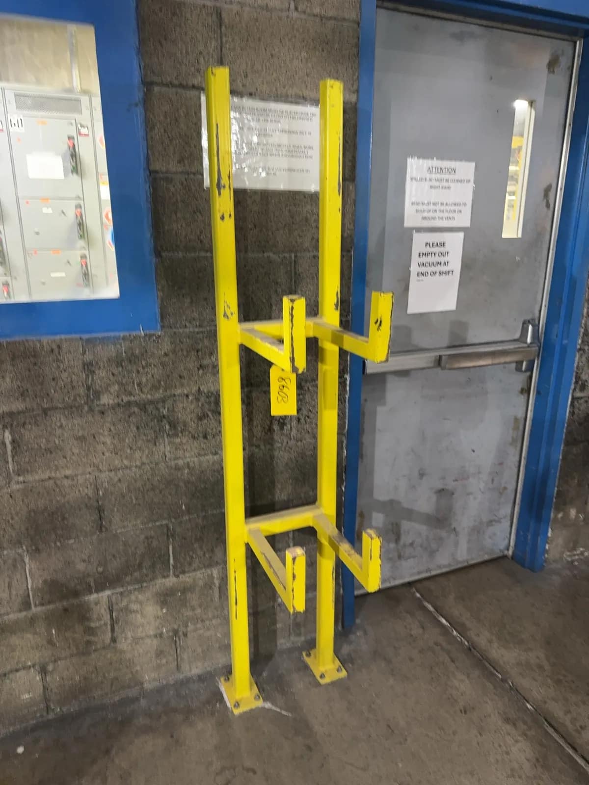 6-ladder-rack-mrcx3jn0