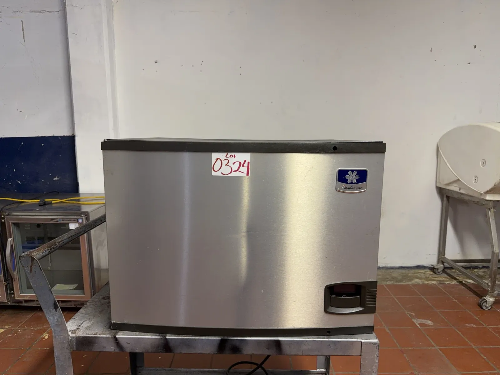 manitowoc-450lb-ice-maker-65244a