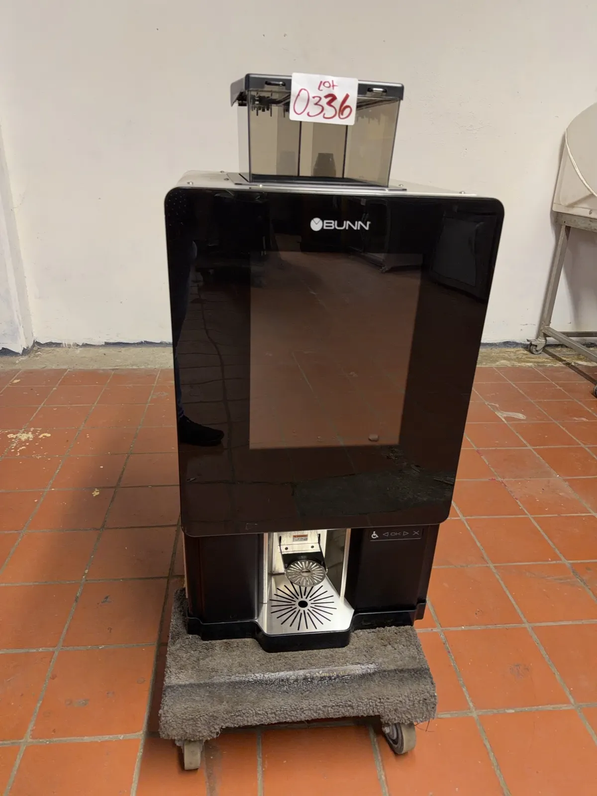 sure-immersion-312-bean-to-cup-coffee-brewer-mrtv1wh9