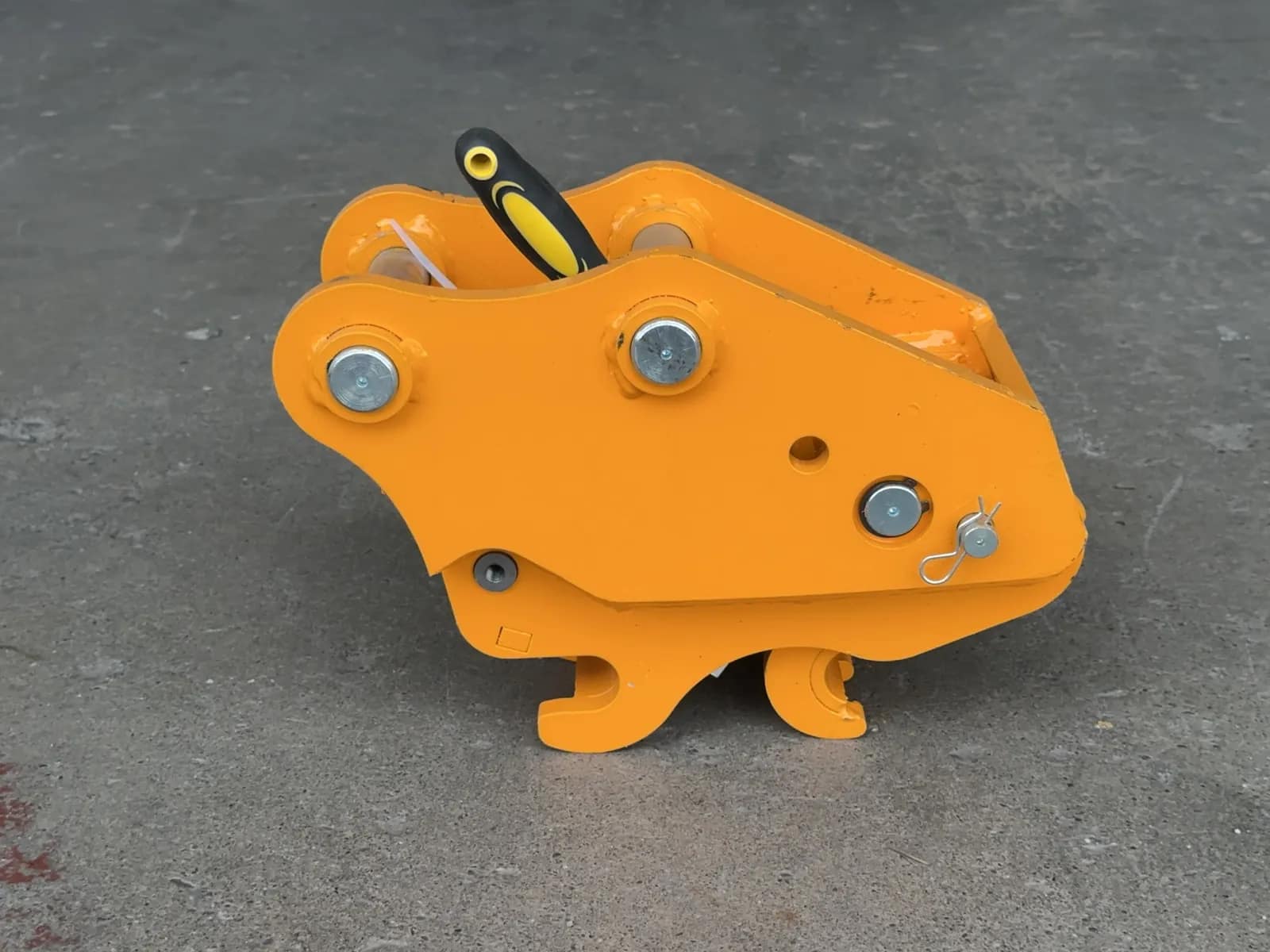 2026-future-k302-excavator-quick-hitch-unused-mro3zp68