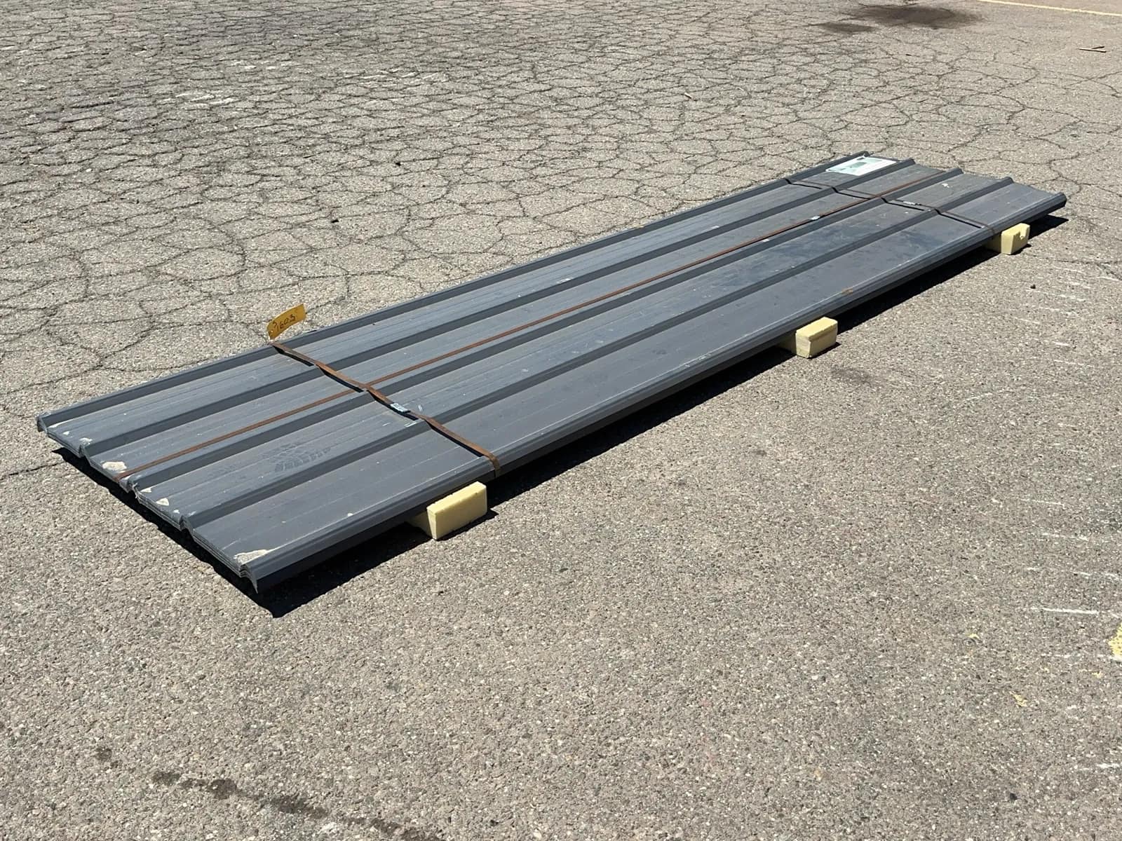 30-gray-metal-roof-panels-12x3x04mm-unused-ms6n1ns7