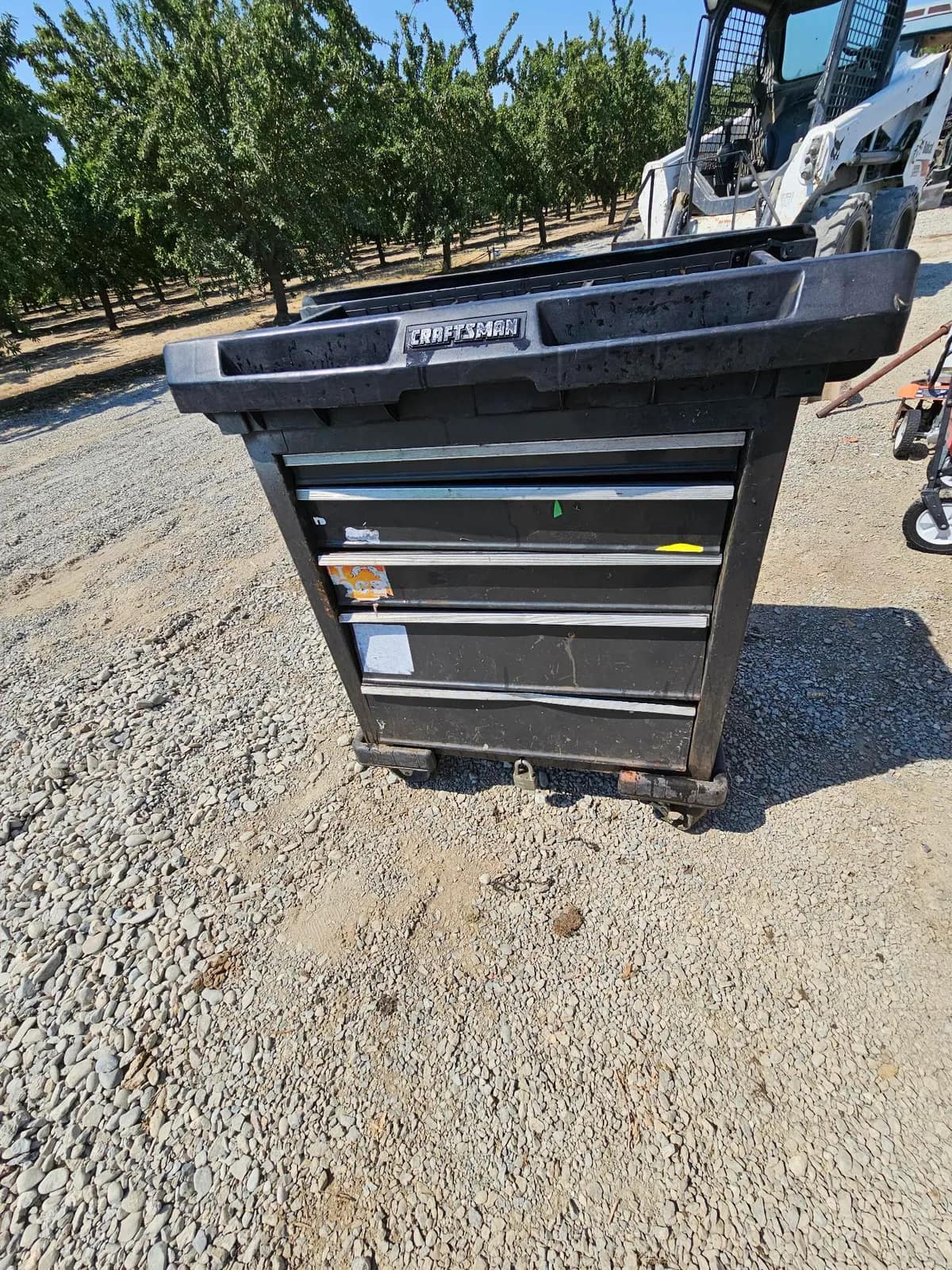 heavy-duty-rolling-tool-cart-with-multiple-drawers-027615
