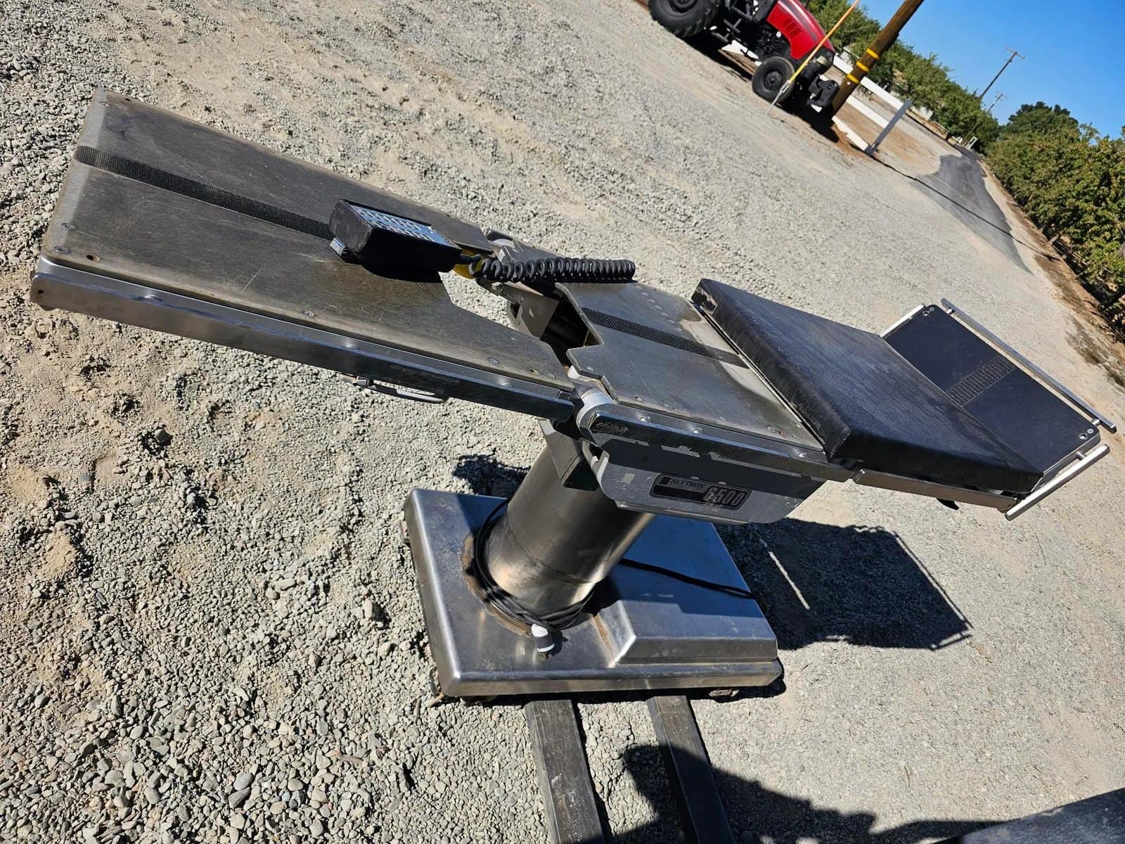 skytron-6500-table-3f7374