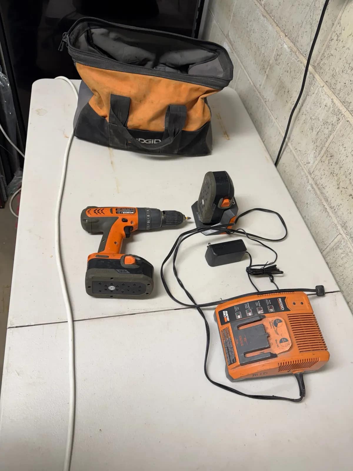 ridgid-cordless-drill-set-with-charger-and-tool-bag-msz5vbe0