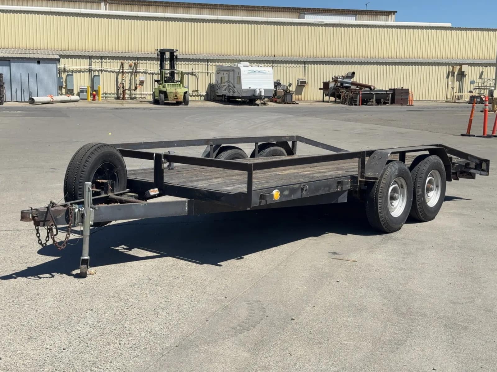 flat-bed-trailer-ms9d0l7n