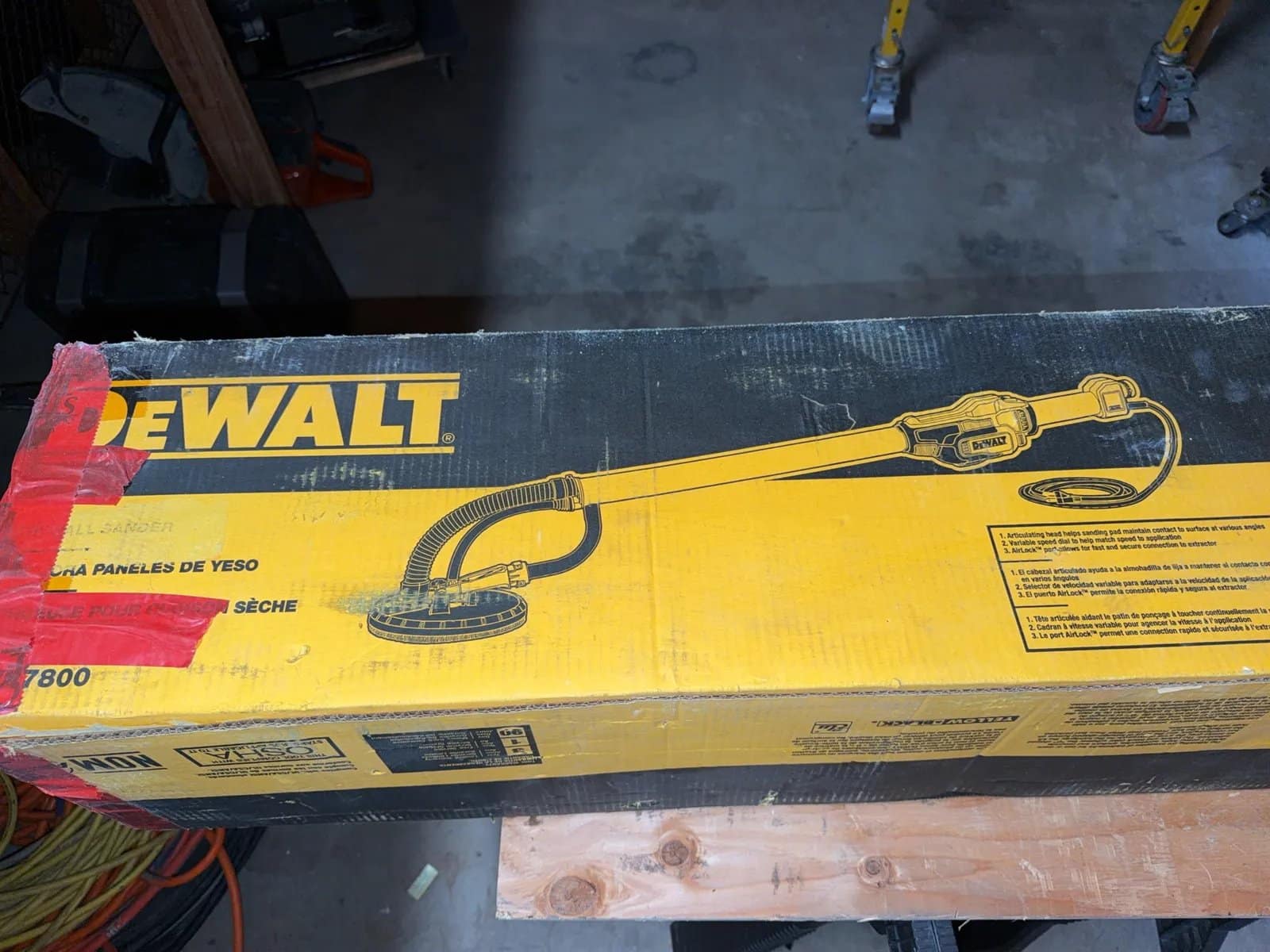 dewalt-20v-drywall-sander-with-dust-collection-system-5e37d4