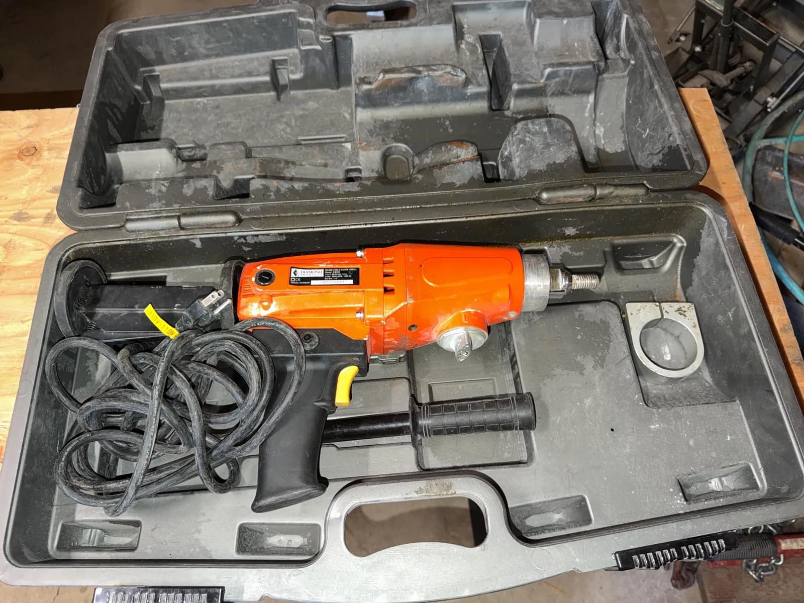 diamond-products-hand-held-core-drill-110v-124a-1350w-540290