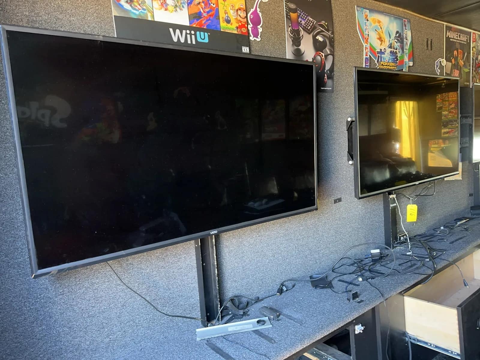 2-vizio-54-tvs-b2d059