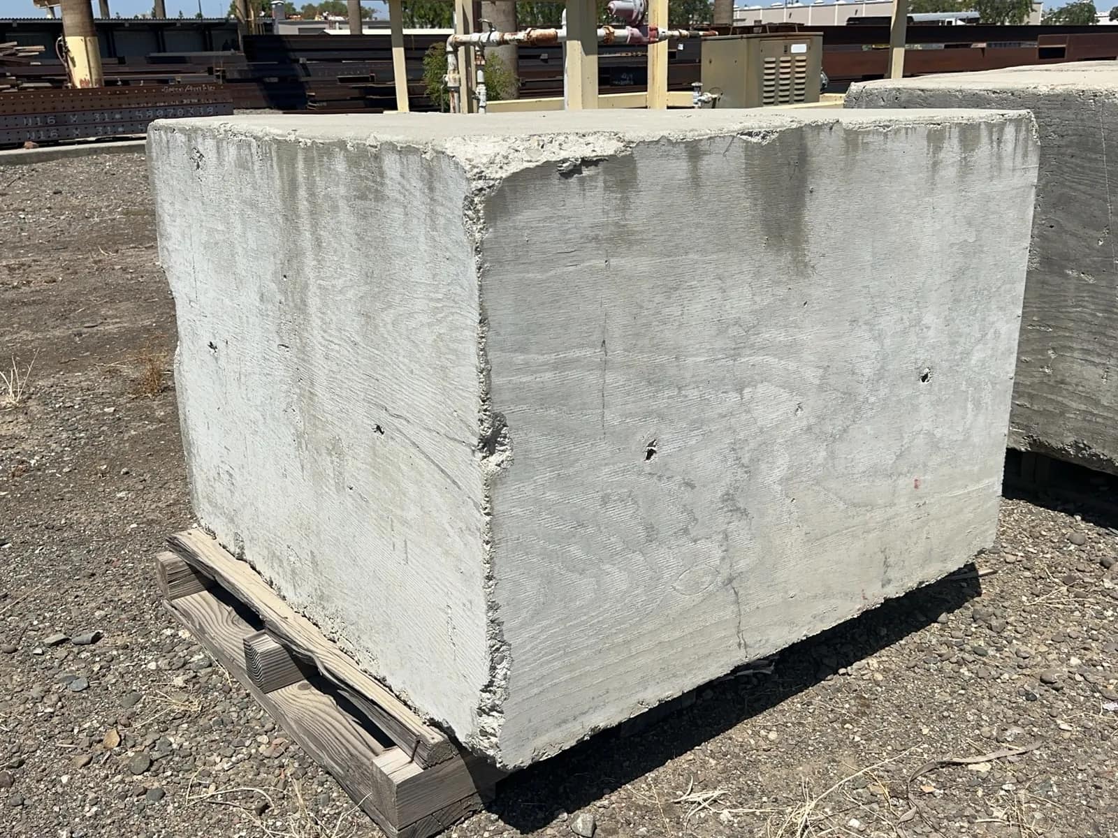 cement-barrier-block-g0807-1785870132975-msf0ytpr