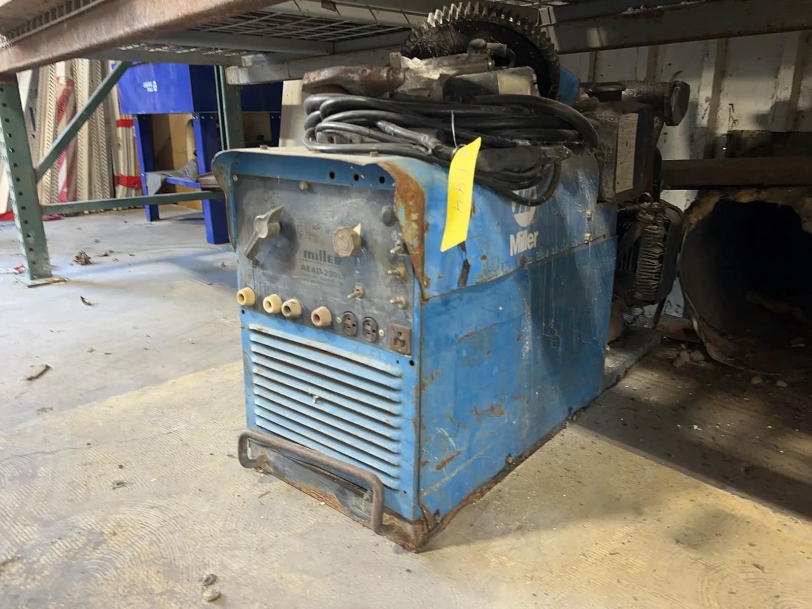 miller-electric-aead-200le-arc-welding-generator-7ccb65