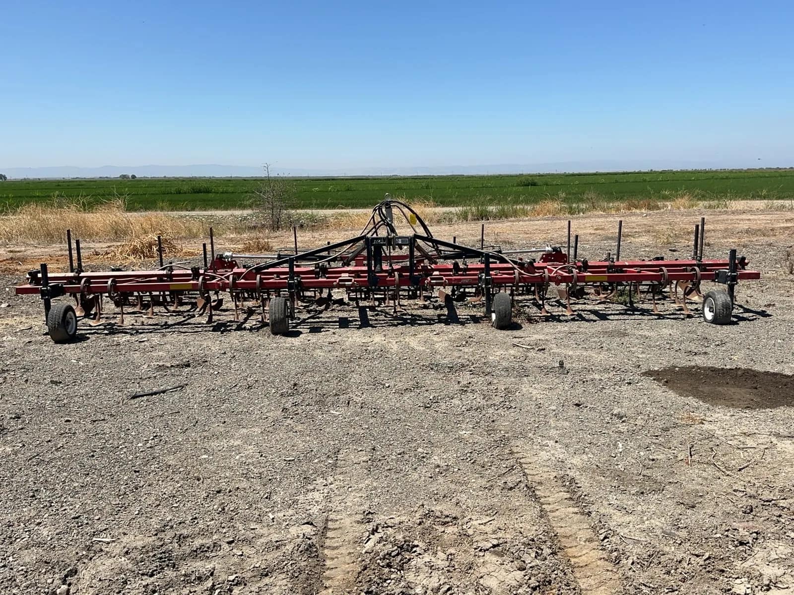5-row-60-unverferth-perfecta-field-cultivator-mt3afl4k