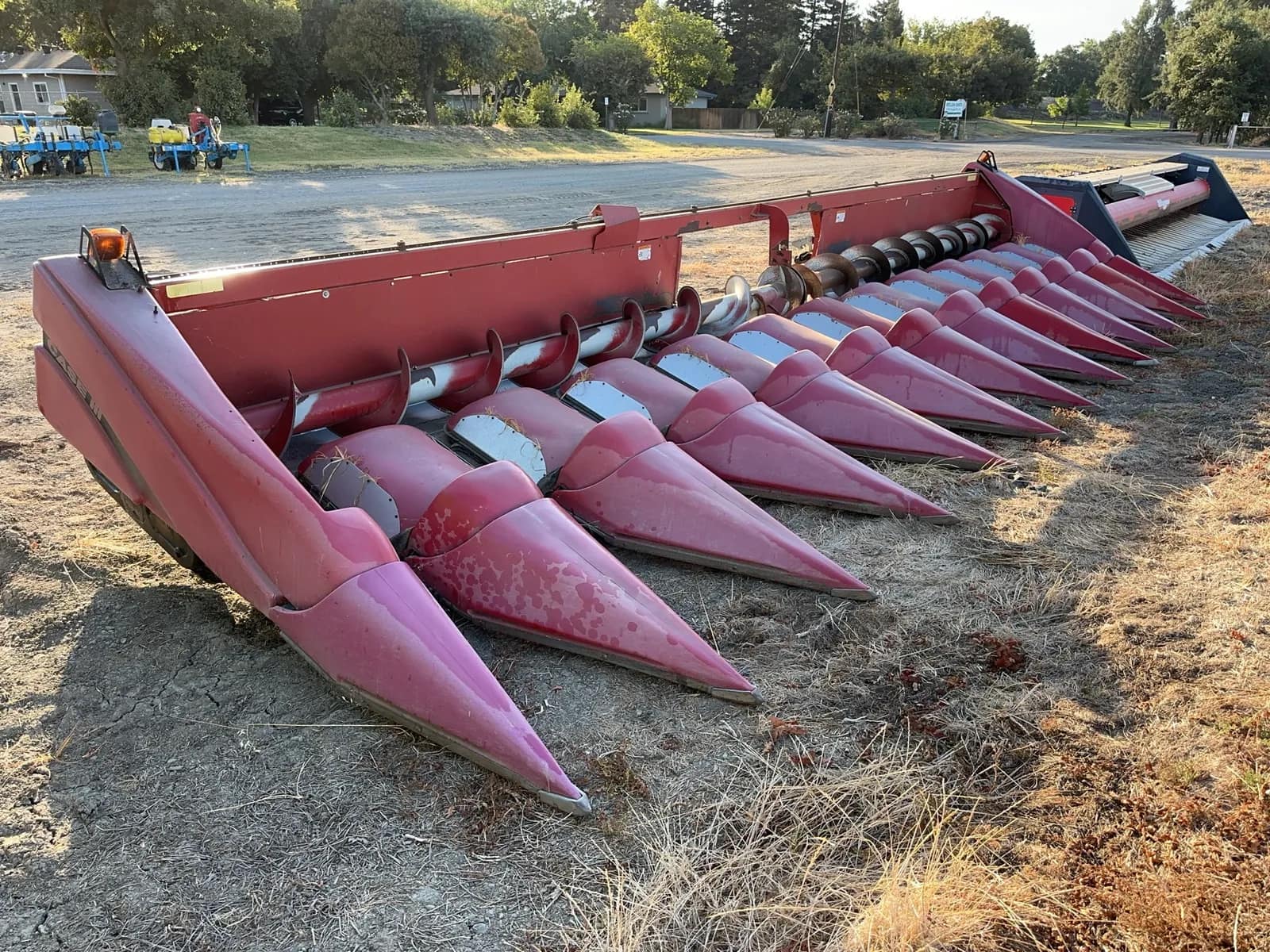 case-ih-241230-12-row-corn-harvesting-header-mt1t1h00