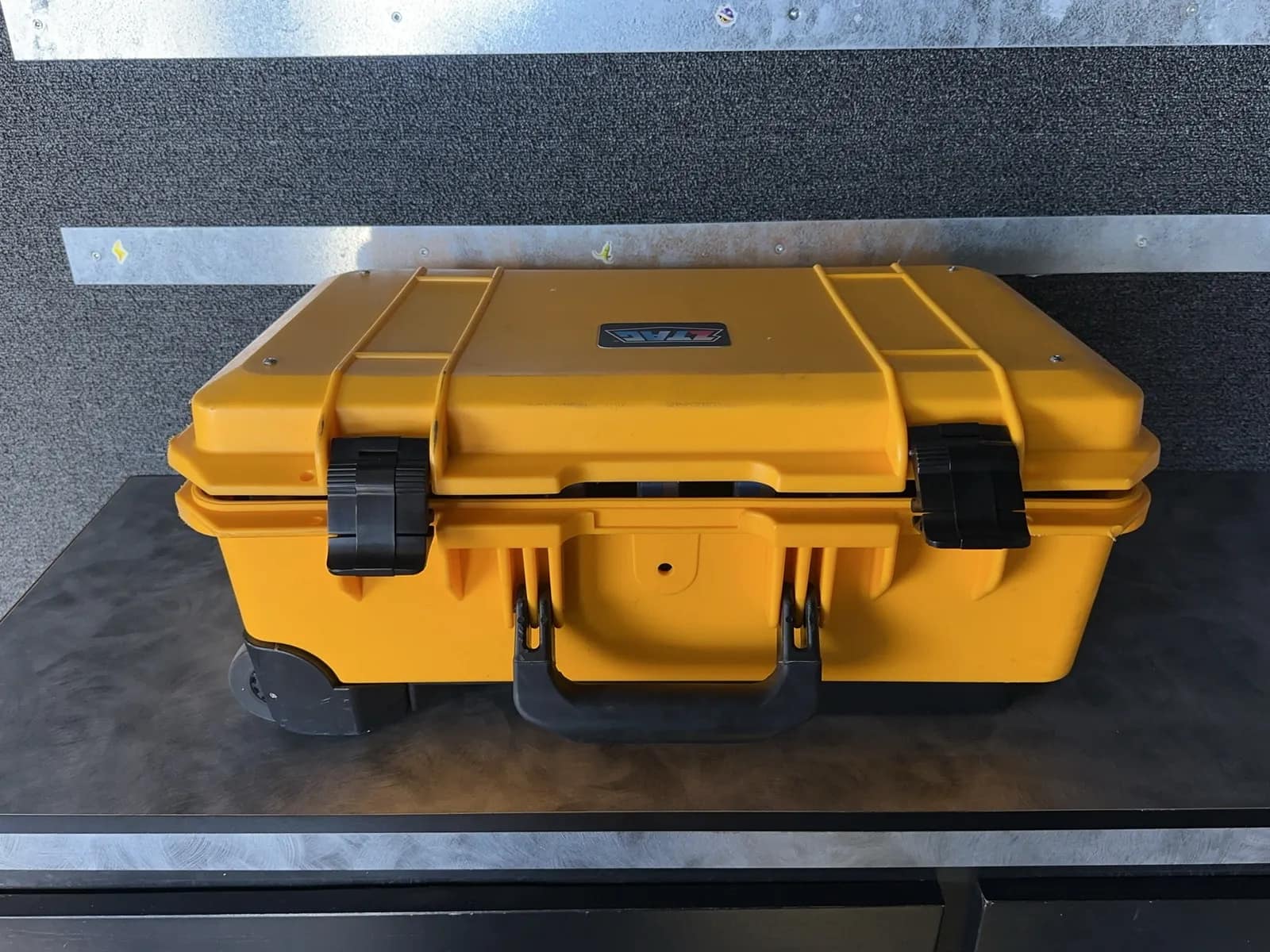 ztag-zues-portable-command-case-aa1337