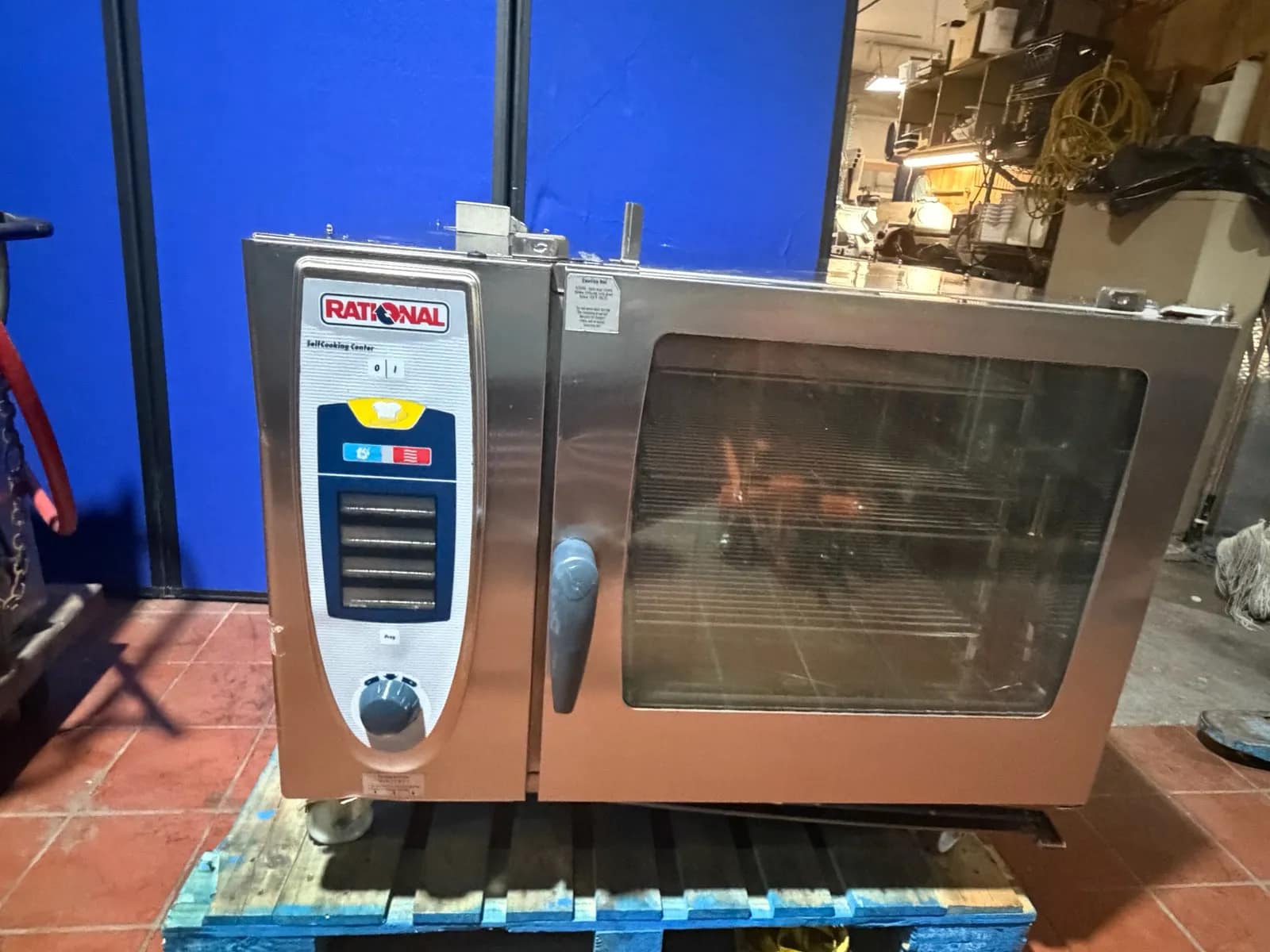 rational-self-cooking-oven-turns-on-but-displays-a-code-msrwvnrd