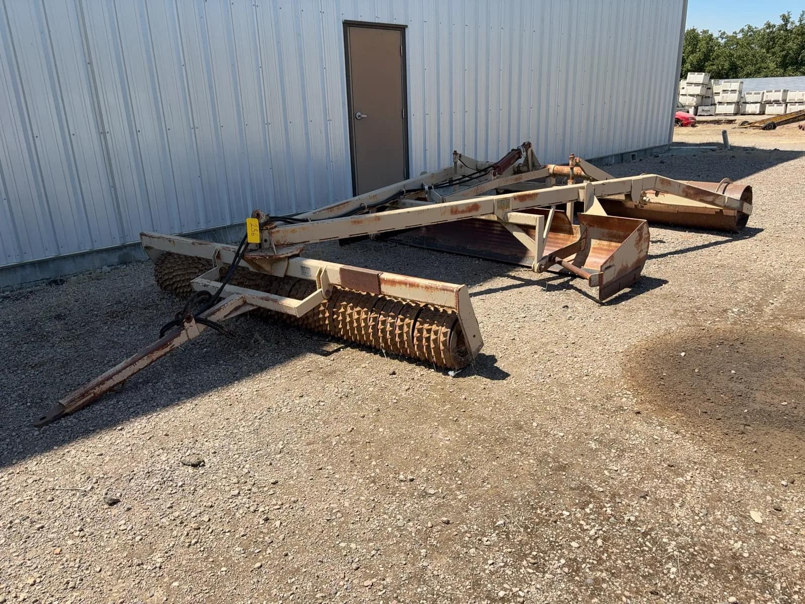 pulvi-mulcher-implement-msybb324