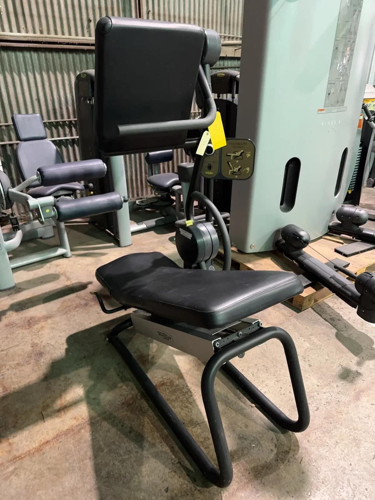 technogym-flex-ability-machine-msxr7fiy