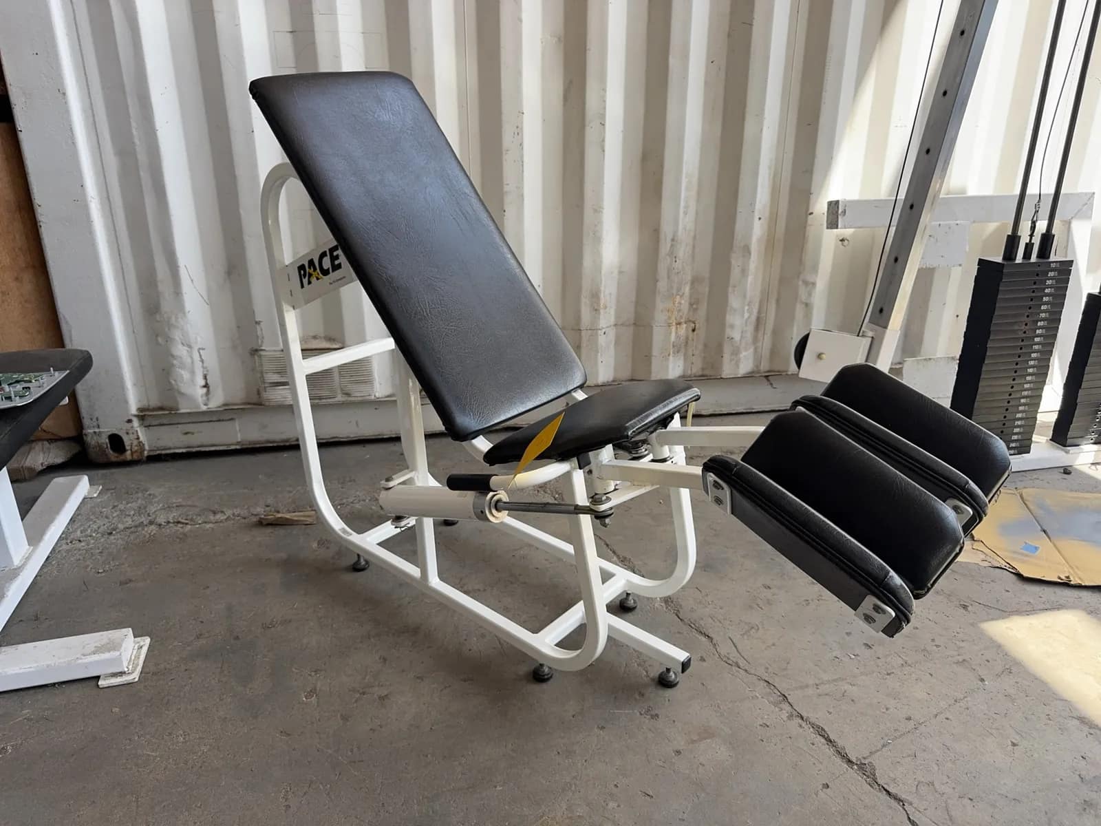 pace-pro-fitness-leg-machine-d78cac