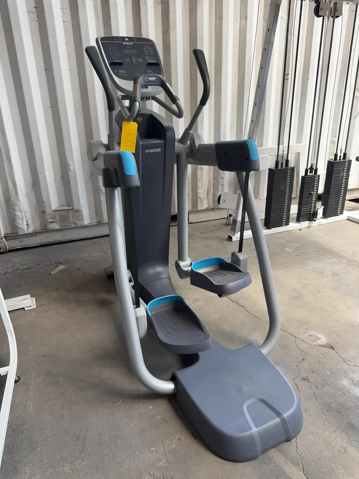 precor-adaptive-motion-trainer-29c4c6