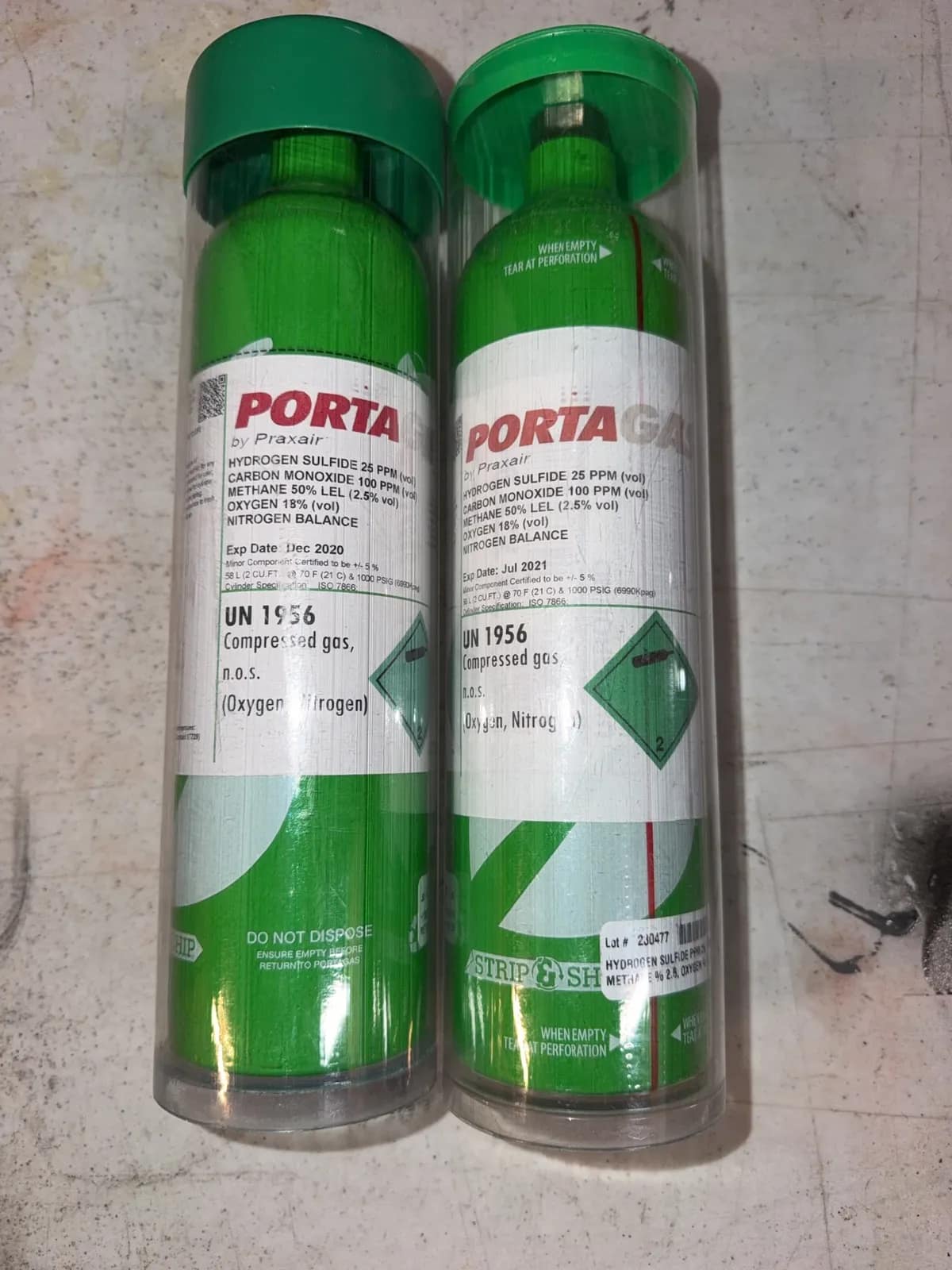 porta-gas-compressed-gas-cylinders-hydrogen-sulfide-and-nitrogen-c25687
