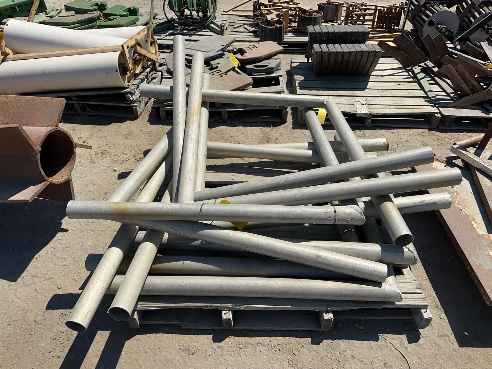 contents-of-pallet-custom-siphon-tubes-mt2nruke