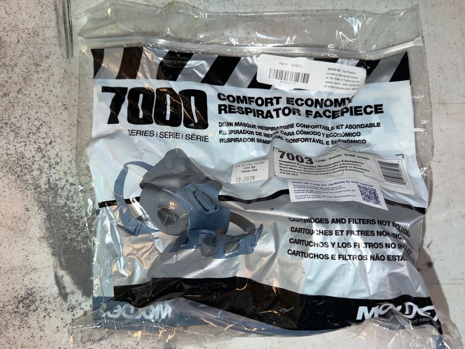 17-3m-7003-comfort-economy-respirator-facepiece-new-in-package-msz0vvt0