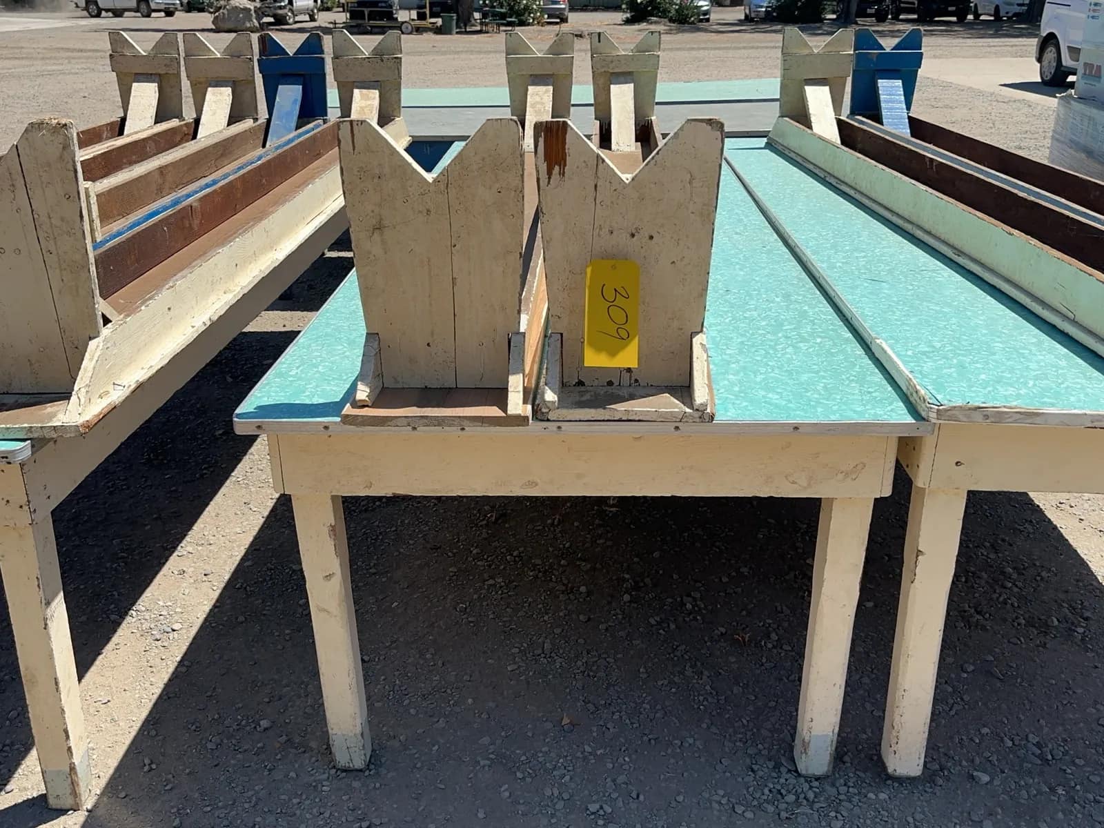 10-table-with-2-benches-mt2n02wl