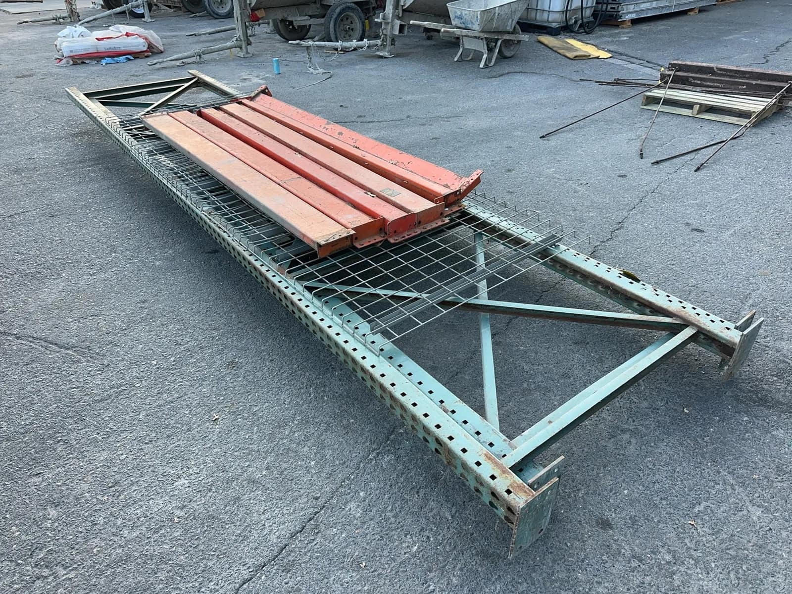 1-section-of-16-tall-pallet-racking-mt3nkbeq