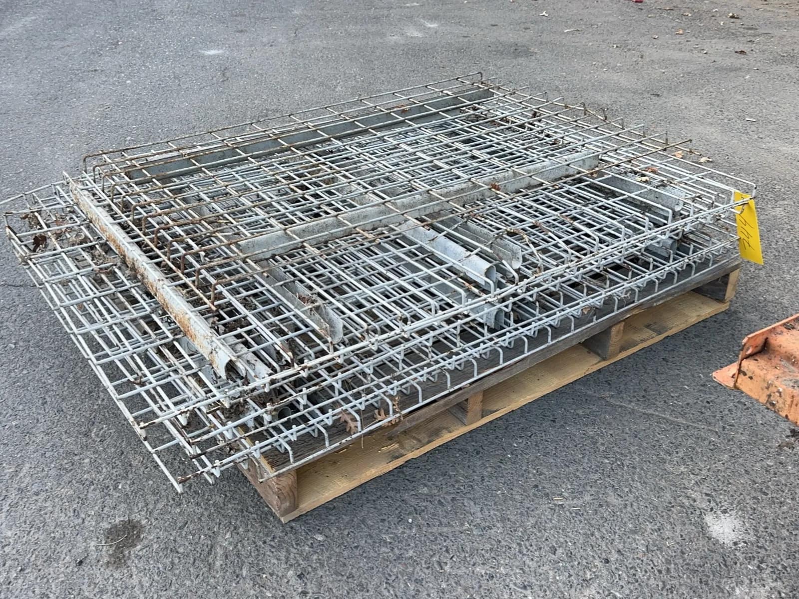 12-wire-mesh-shelves-ff6b0d