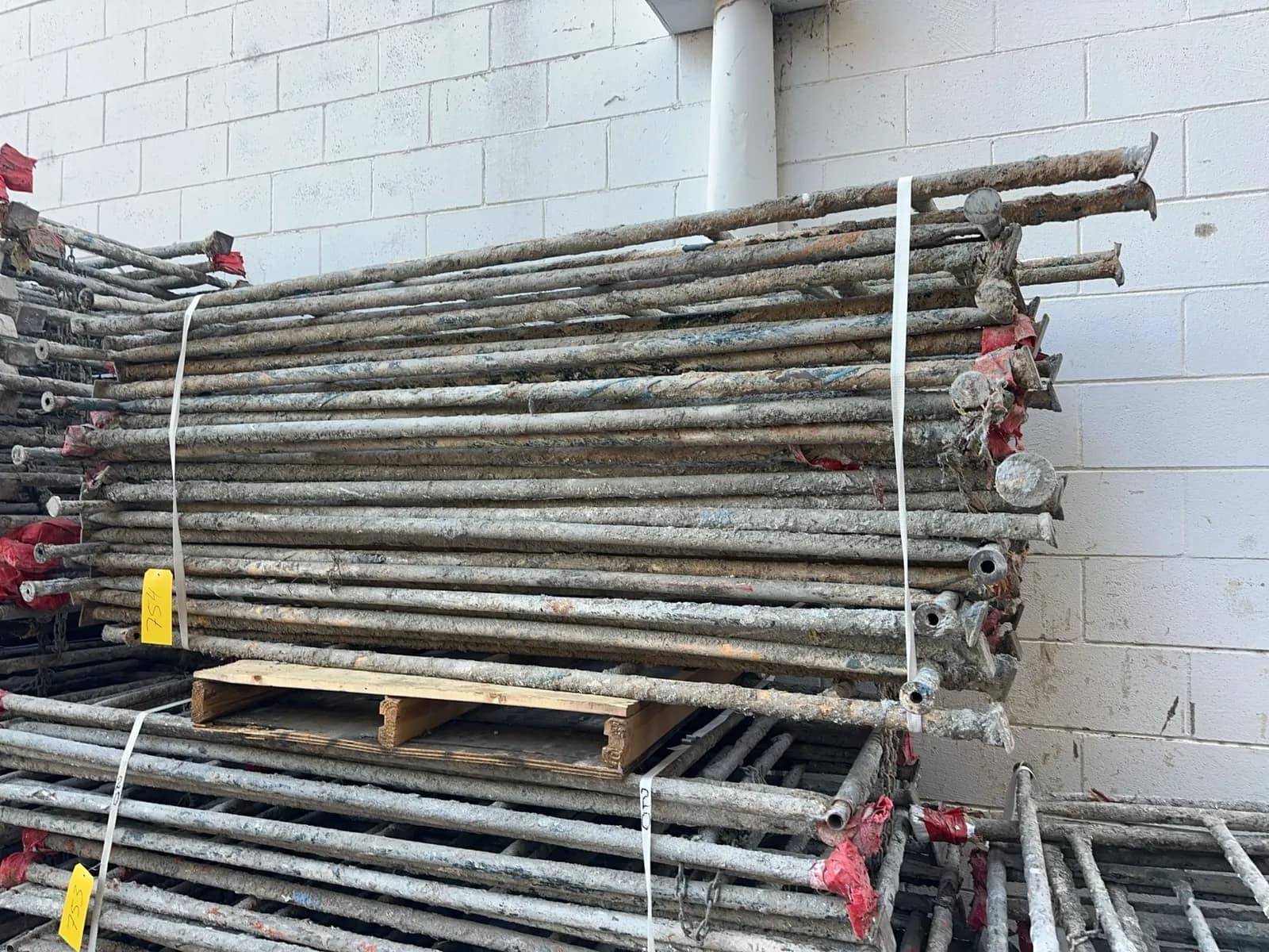 13-6x3-a-frame-scaffolding-msuhr56u