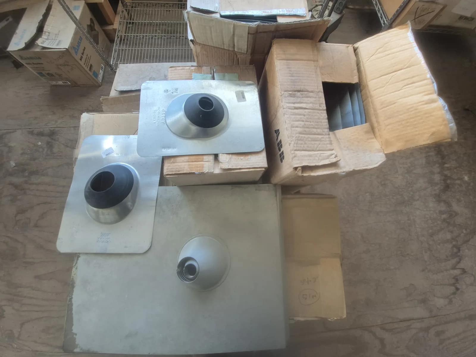 contents-of-pallet-assortment-of-roof-flanges-42c92b