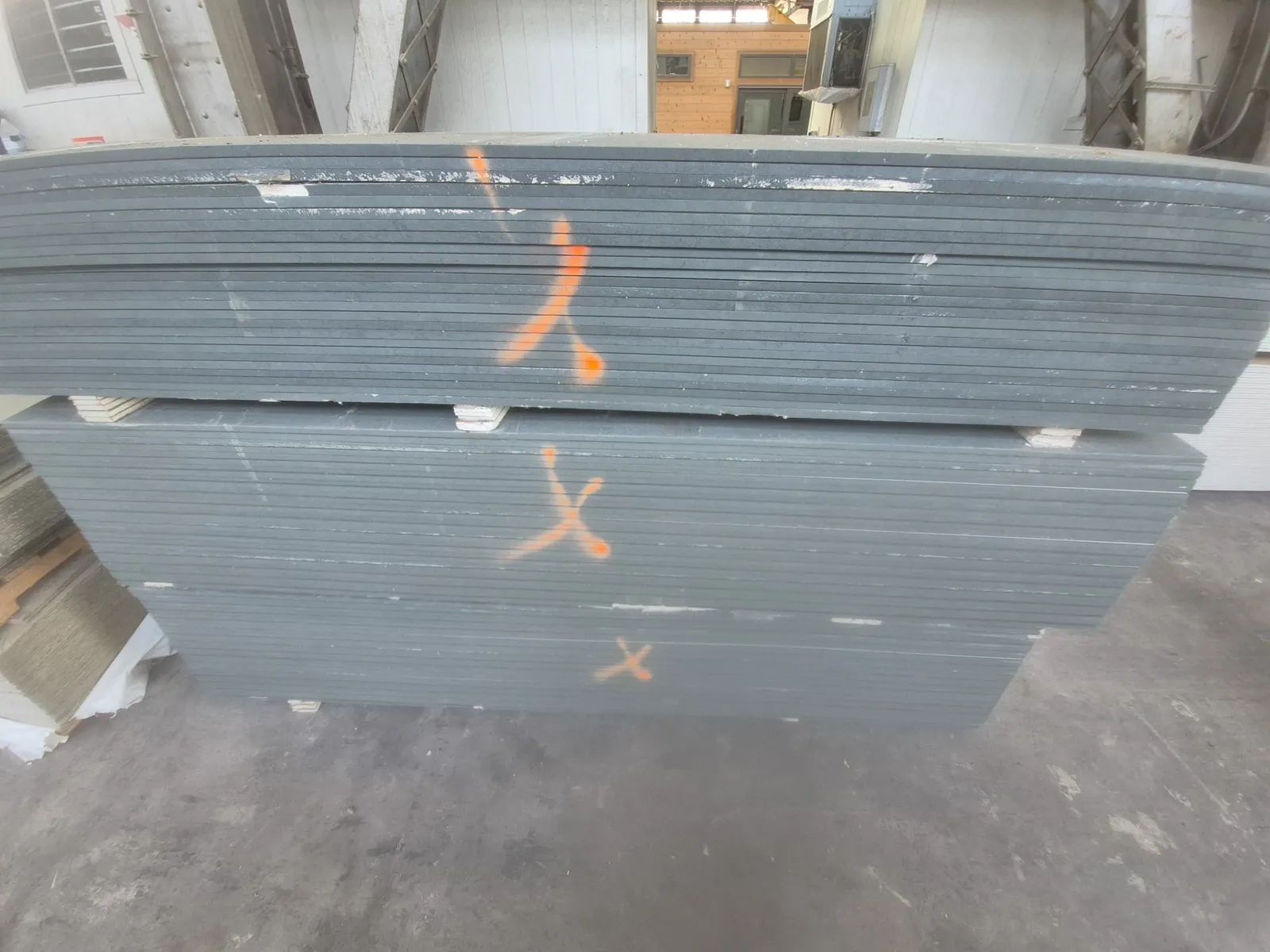 approximately-3-bundles-of-cement-backer-board-mtnbdpfv