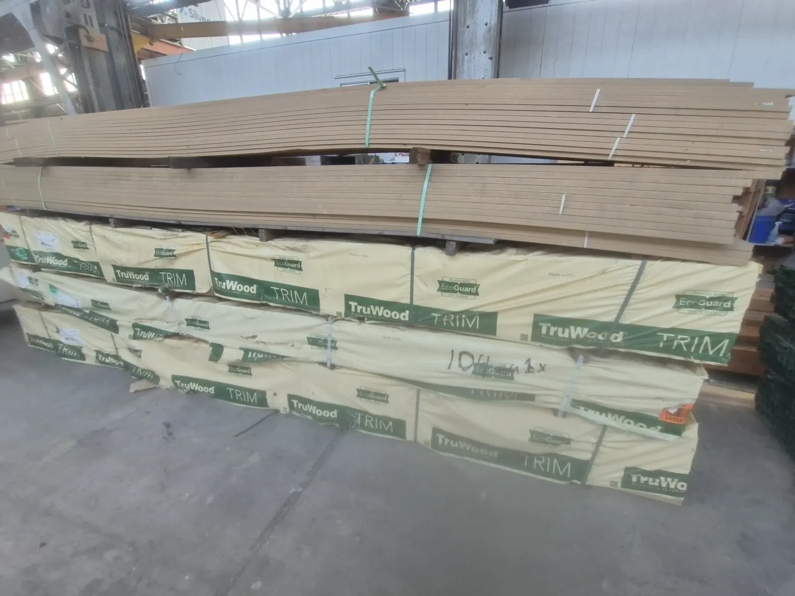 approximately-4-bundles-of-truwood-siding-2960b8