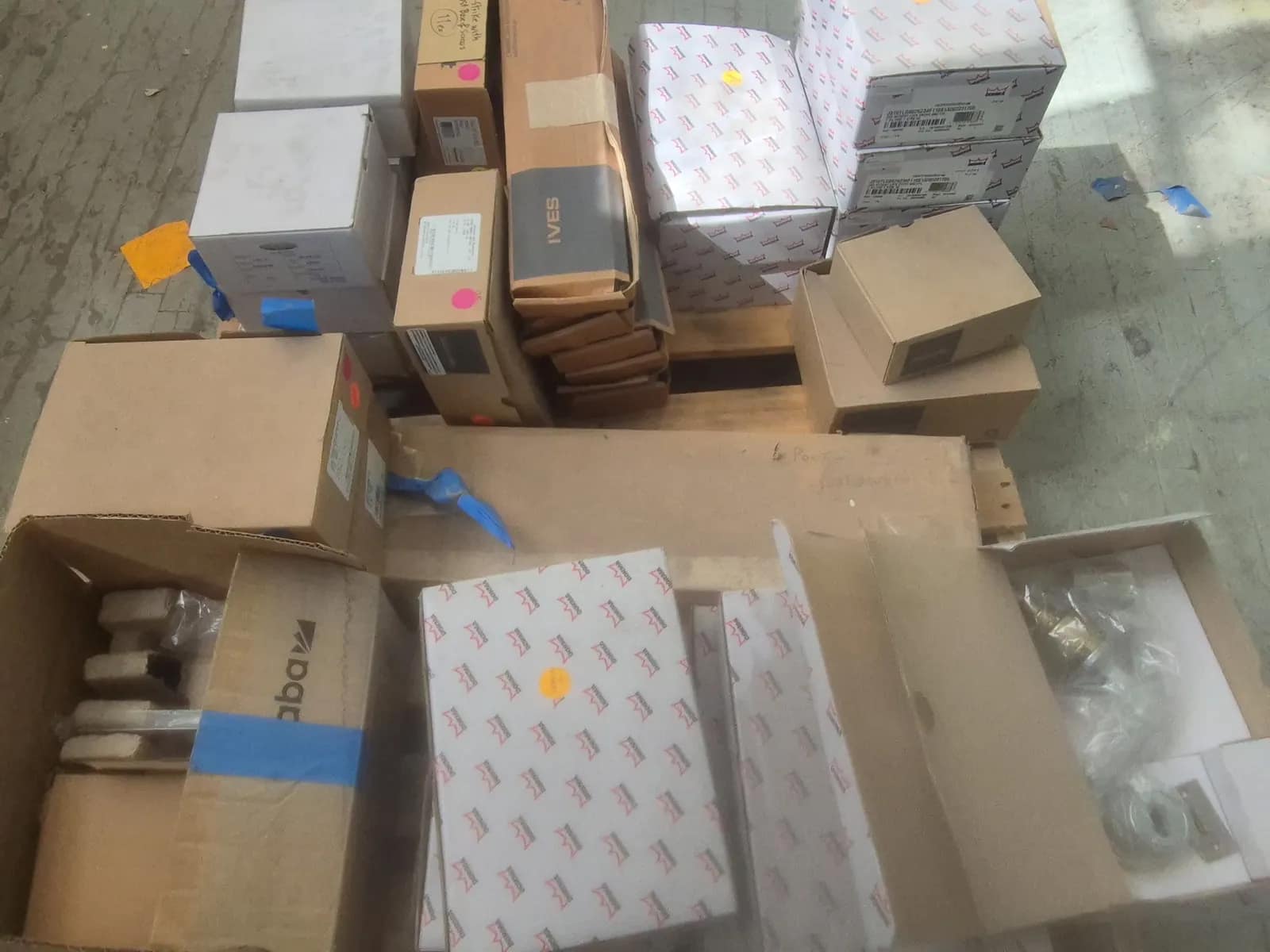 contents-of-pallet-entry-door-components-7b15c5