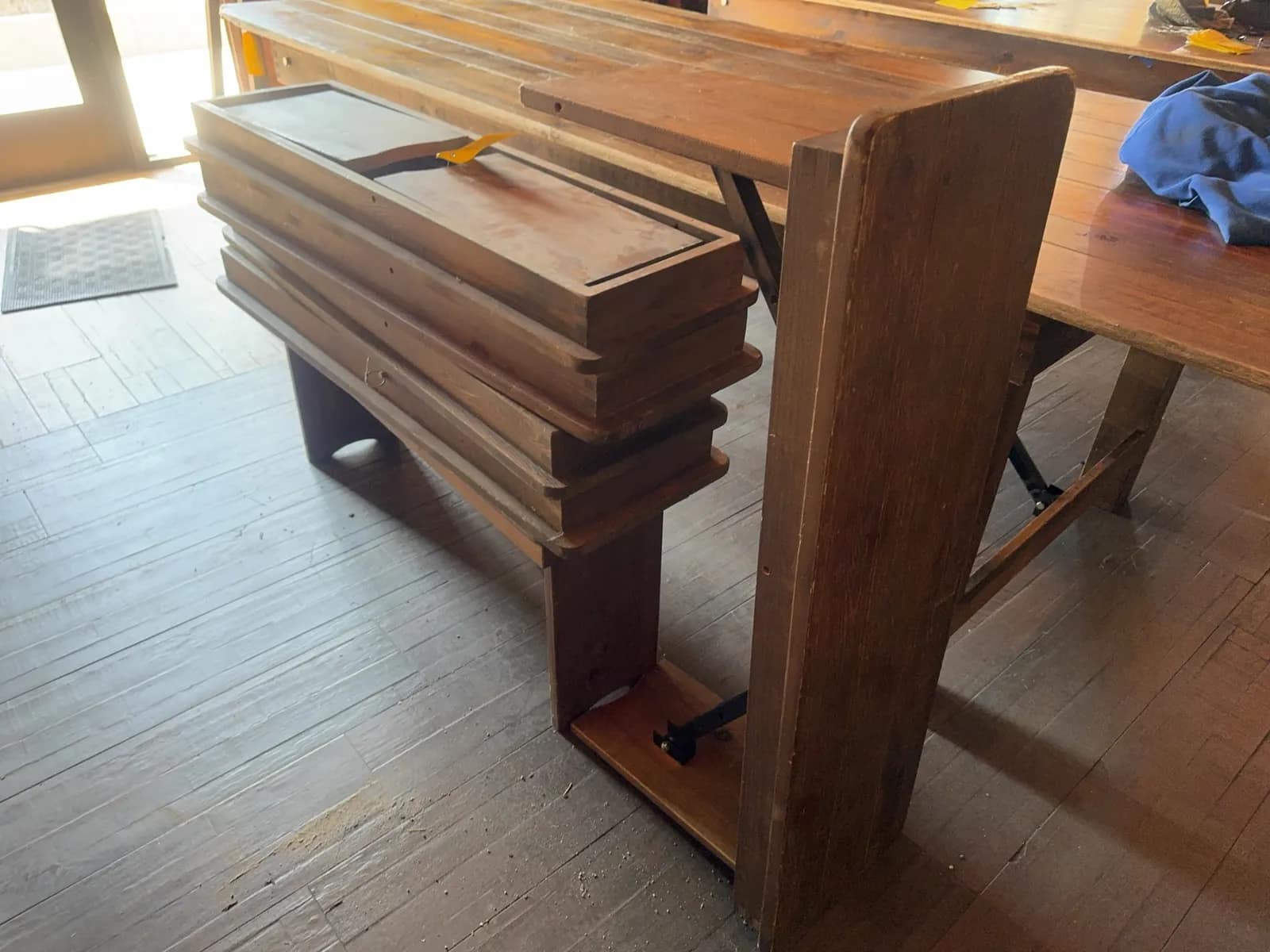 6-folding-wood-benches-640c02