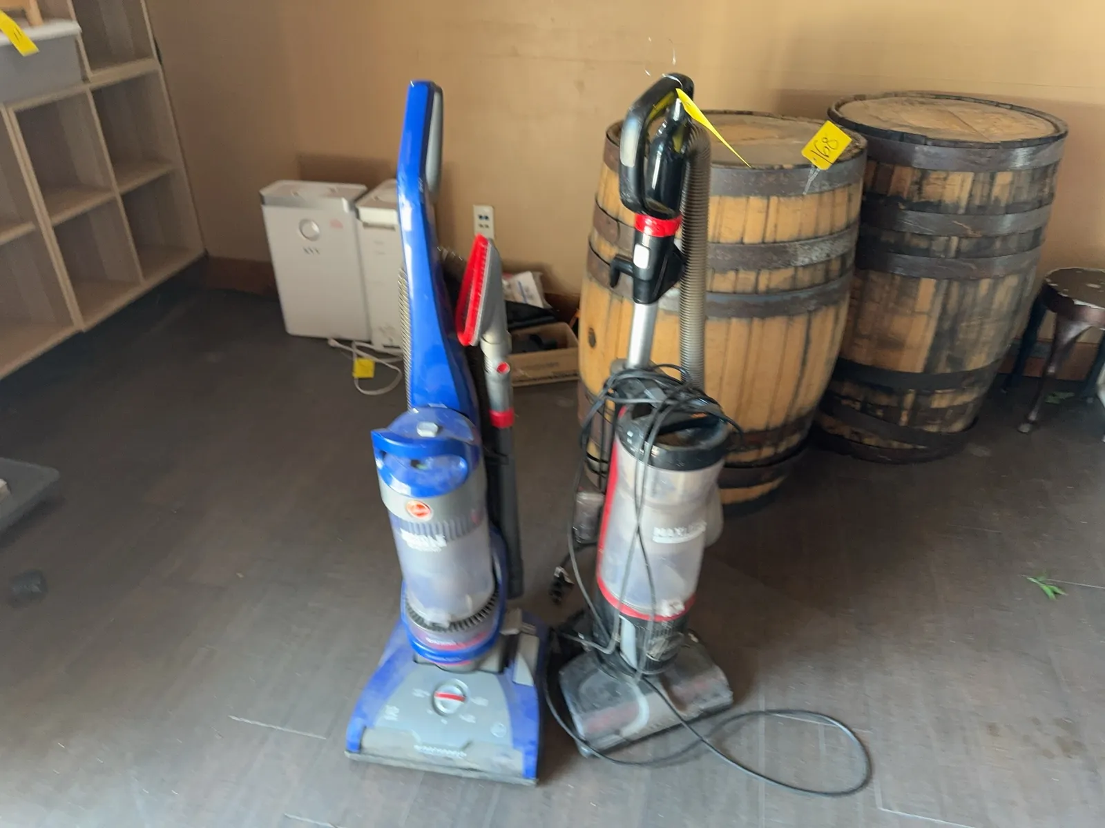 2-vacuum-cleaners-38a48a