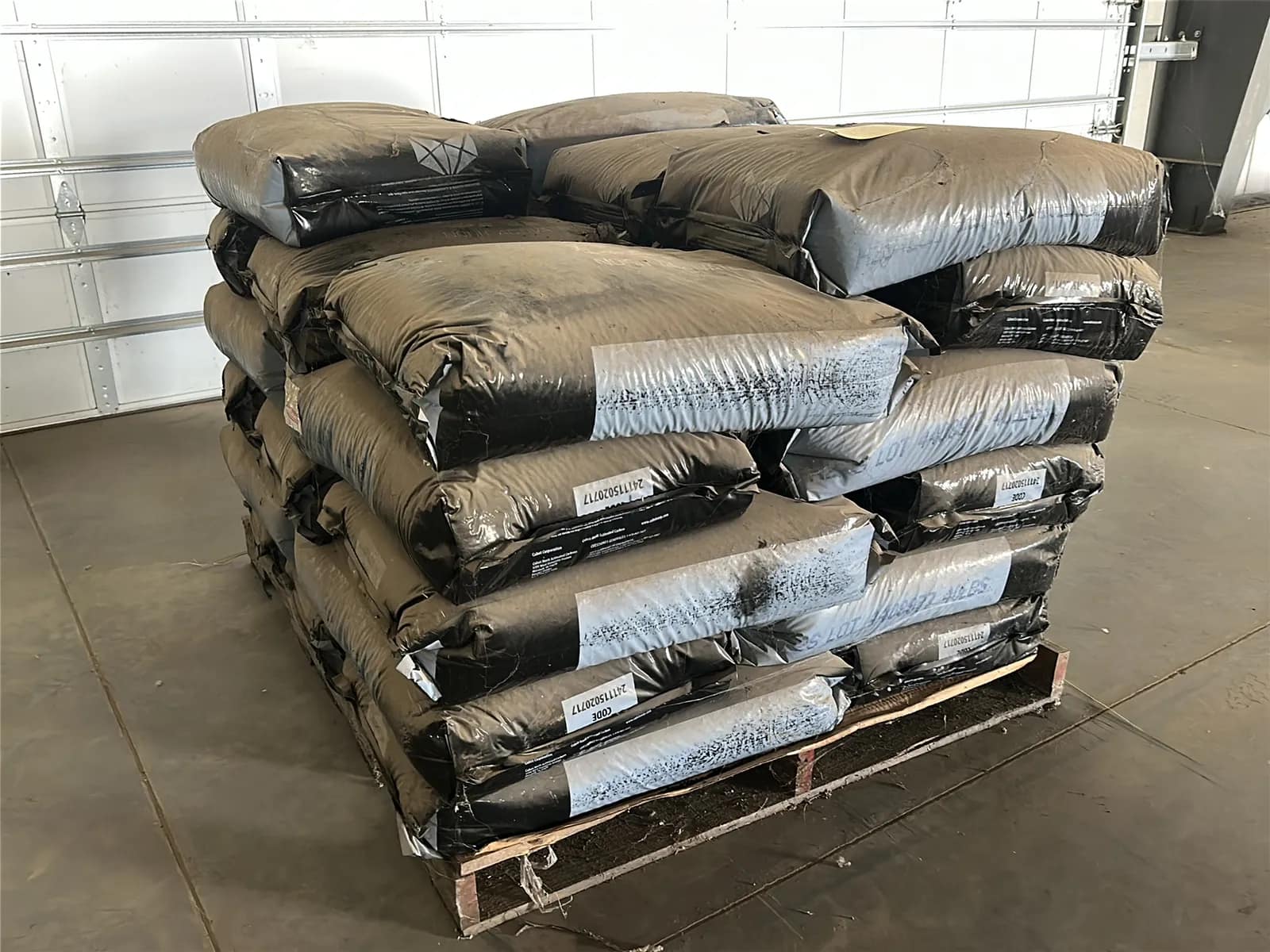29-40lb-bags-of-norit-activated-carbon-952d8c