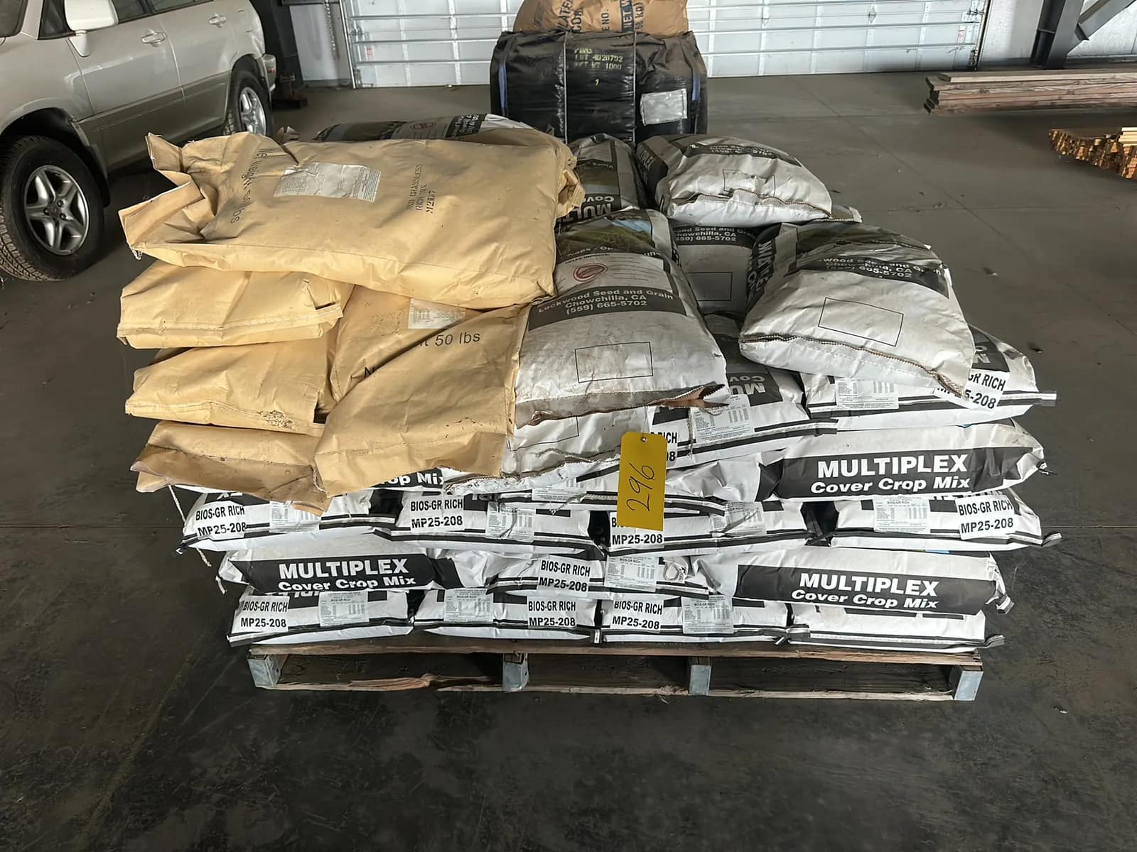 pallet-of-multiplex-cover-crop-mix-and-nco-grassless-rich-mix-mtkia9i4