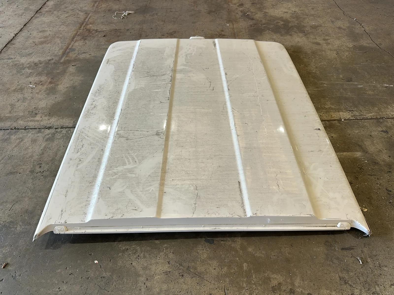 are-fiberglass-truck-bed-cover-mu1v3dt4