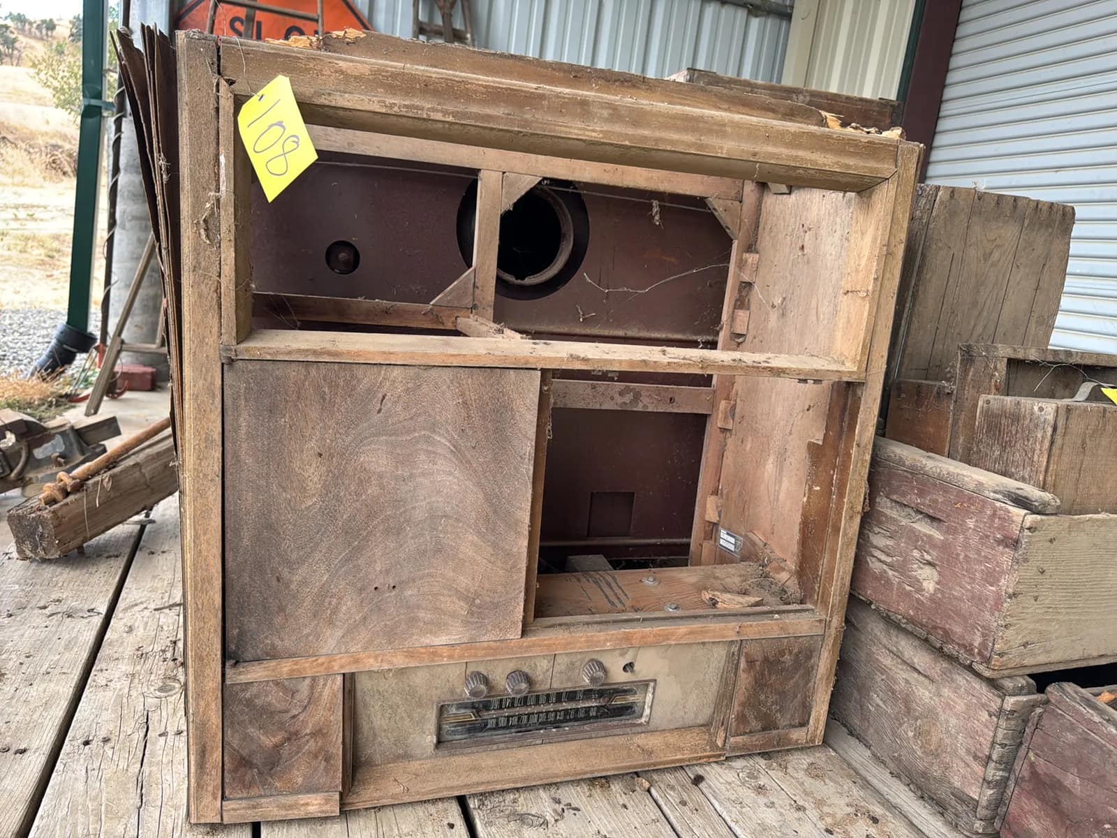 vintage-radio-63bf94