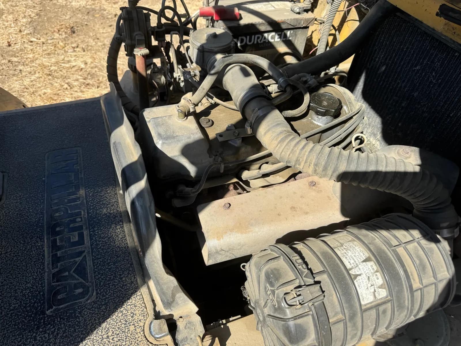 Caterpillar LP GP30 6000lb Capacity Propane Forklift, photo 29 of 35