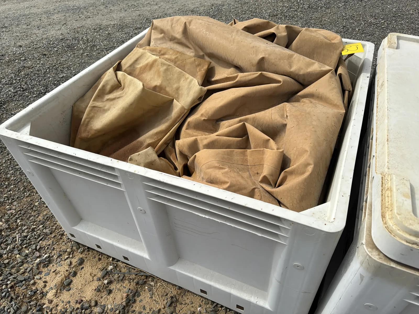 contents-of-macrobin-surplus-military-tarp-bin-not-included-mtltq3sh