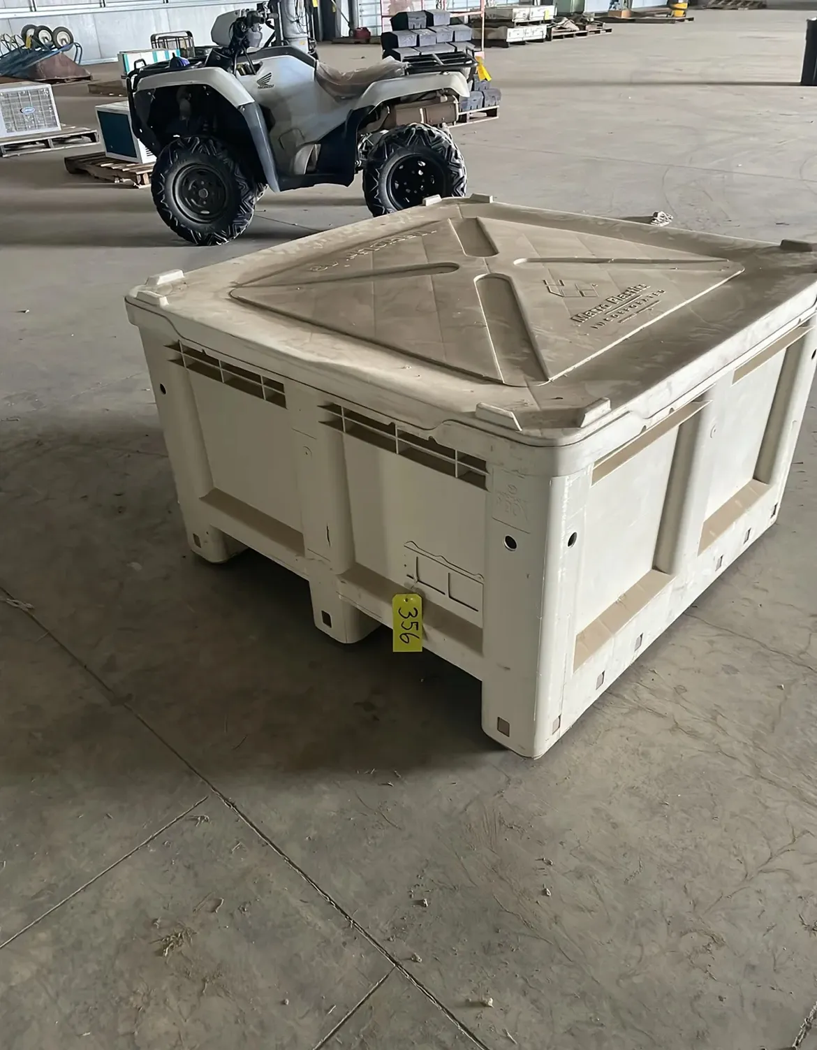 macrobin-container-with-lid-1f740b