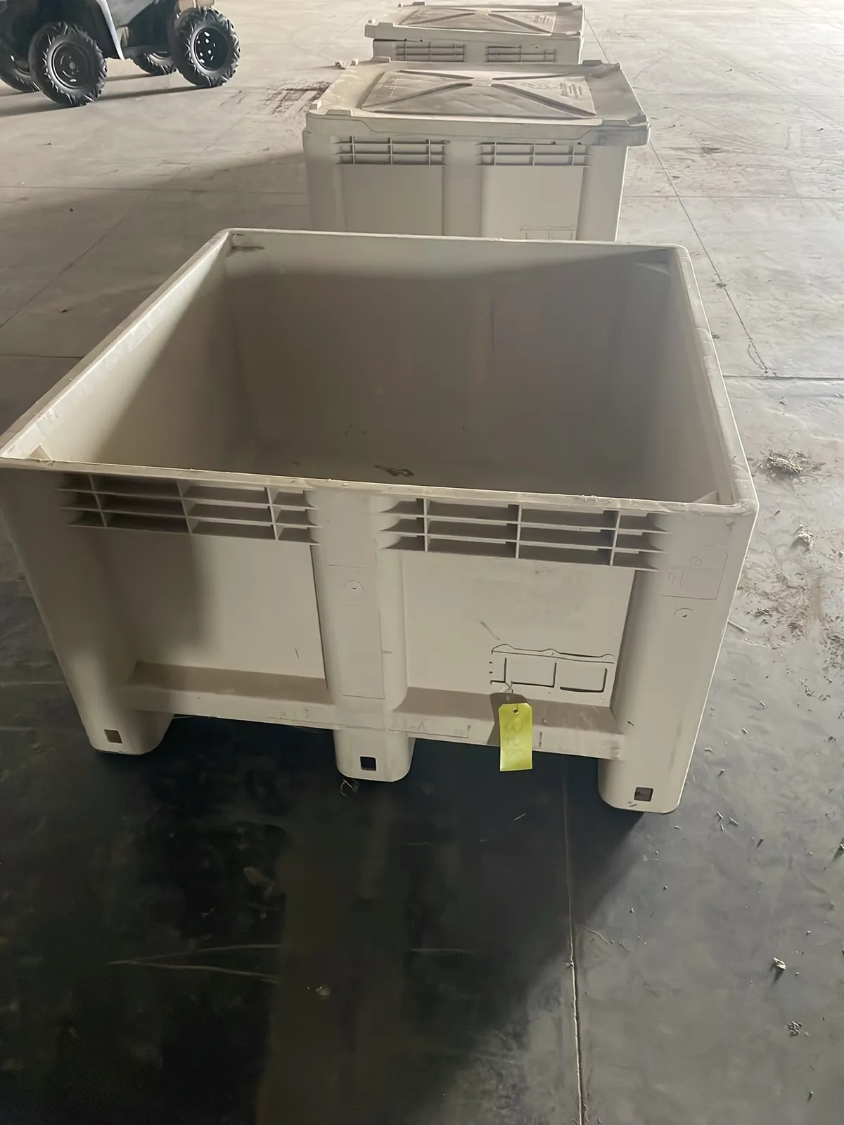 48x48-macrobin-container-mtn6hq2d