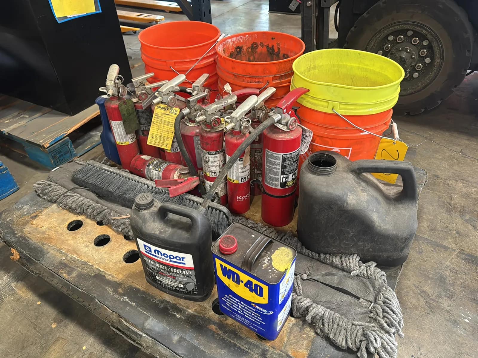 Contents Of Pallet: Fire Extinguishers, WD40 , Buckets And More, photo 2 of 8