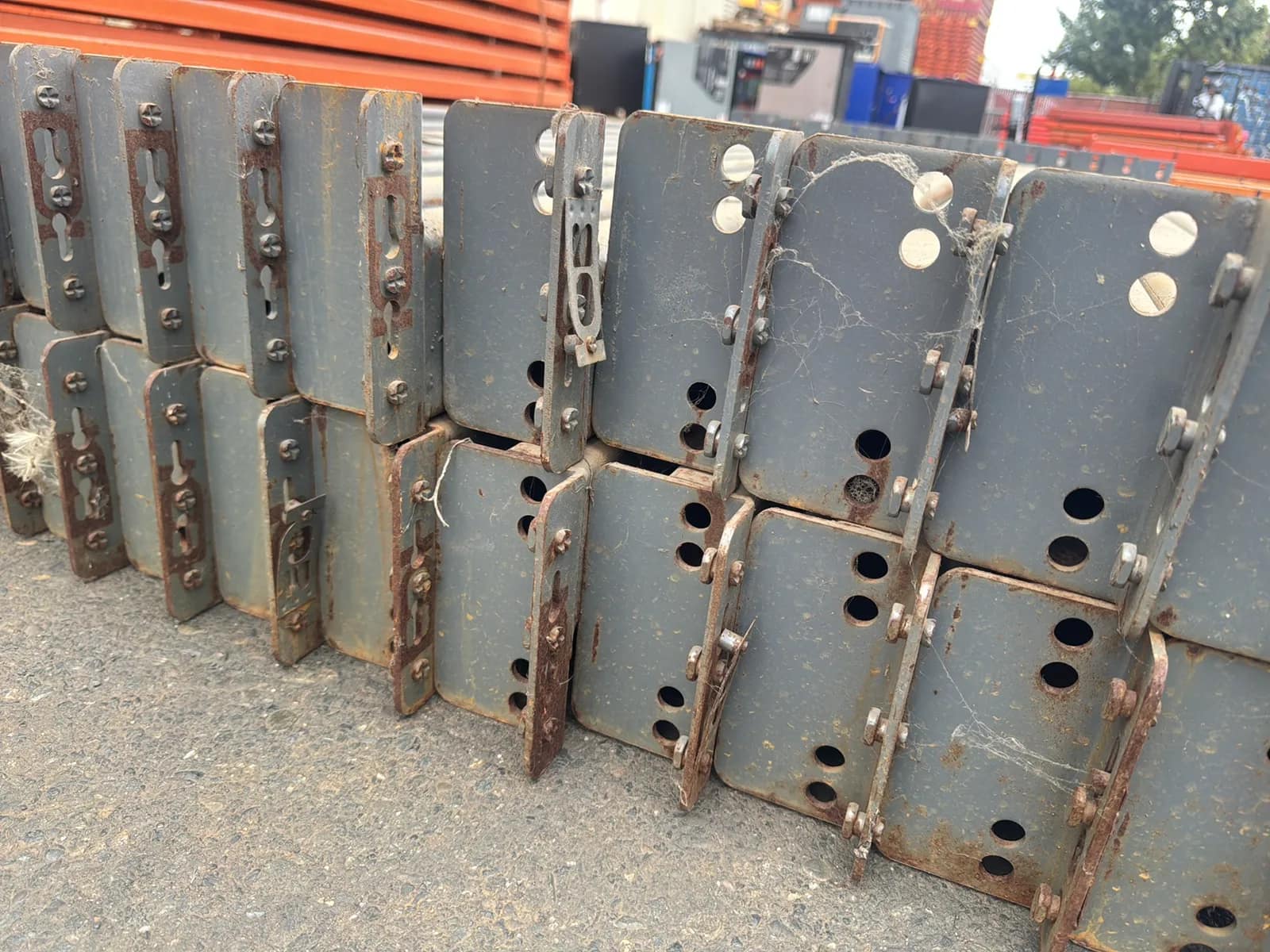 (30) 96” Pallet Racking Crossmembers, photo 5 of 6