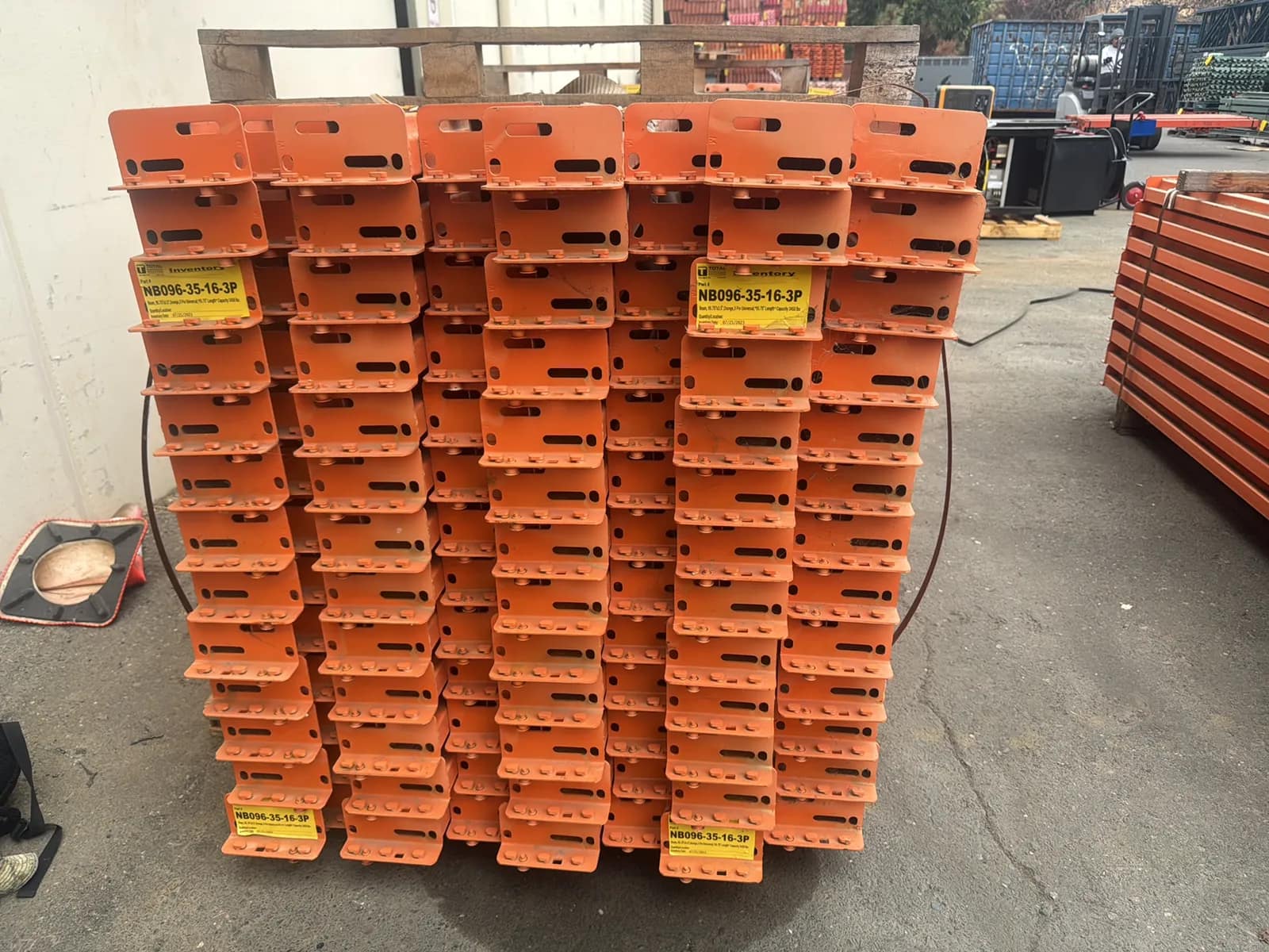 (104) 96” Pallet Racking Crossmembers, photo 3 of 6