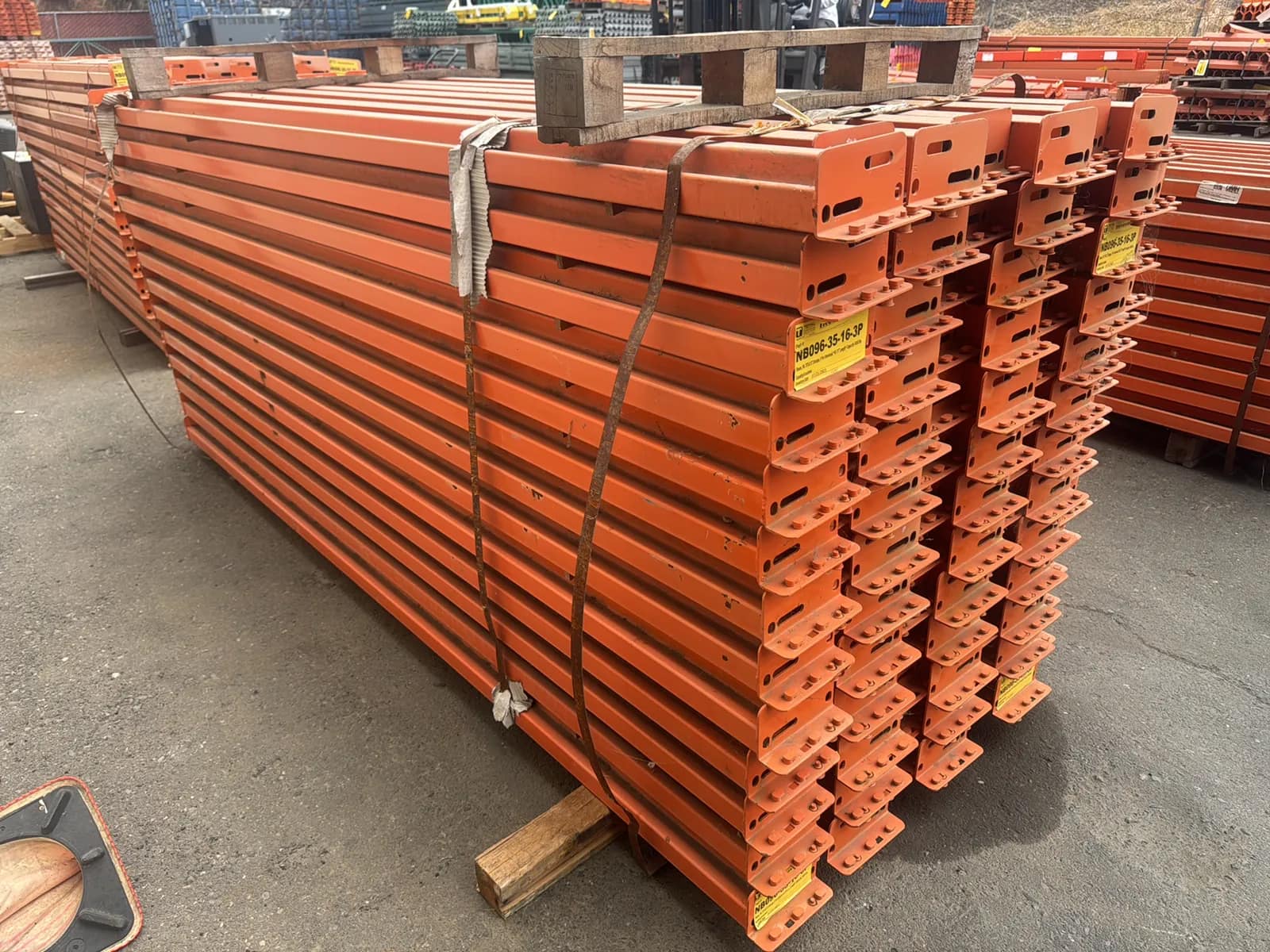 (104) 96” Pallet Racking Crossmembers, photo 5 of 6